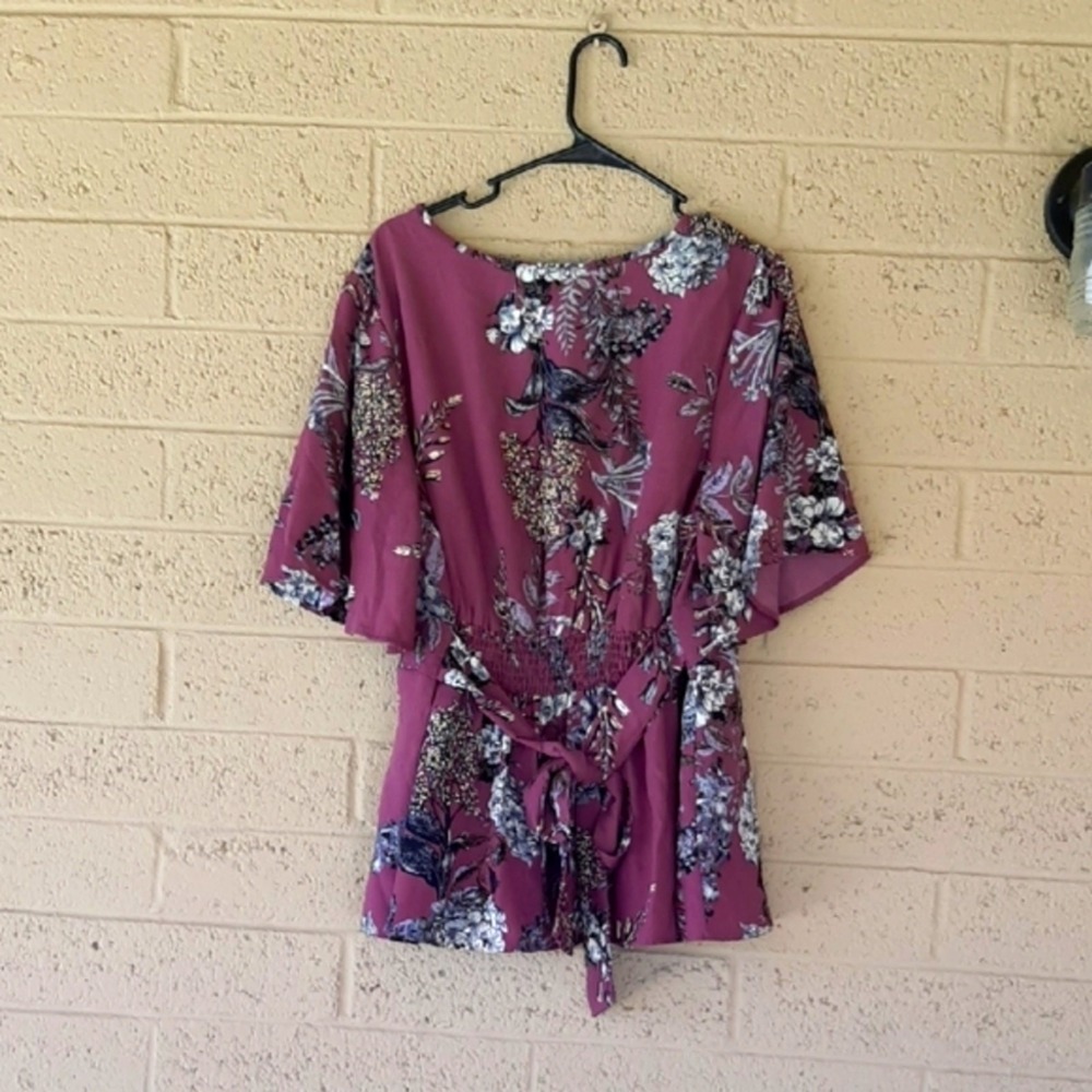 Torrid Blouse size 0 - Picture 5 of 10